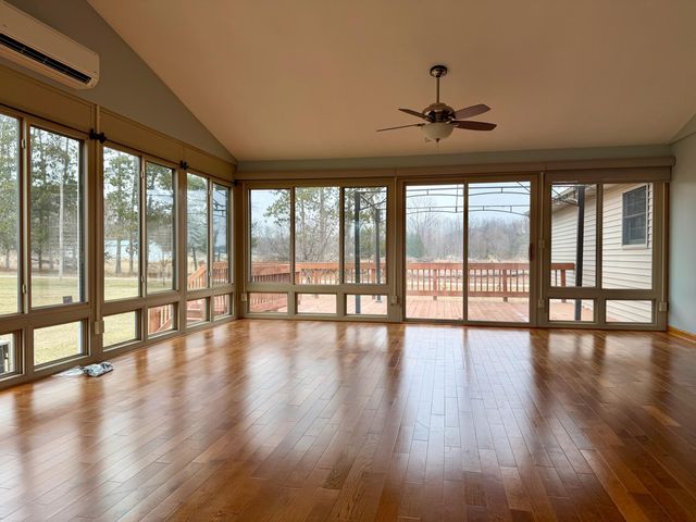 2110 E 700 S, North Judson, IN 46366