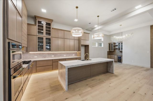 3414 Shadow Brook Court, Denton, TX 76210
