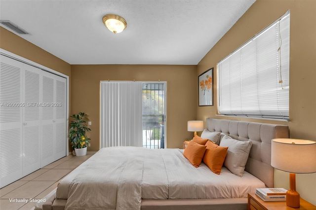 3868 SW 107th Ave 5-11, Miami, FL 33165