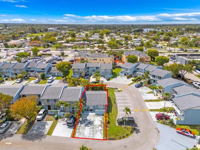 3868 SW 107th Ave 5-11, Miami, FL 33165