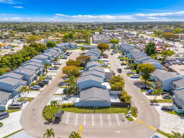 3868 SW 107th Ave 5-11, Miami, FL 33165