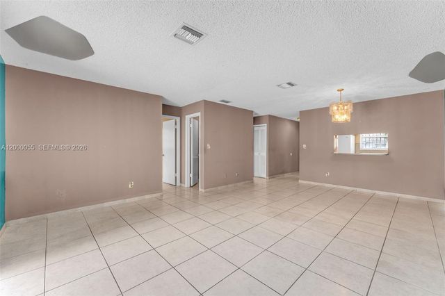 3868 SW 107th Ave 5-11, Miami, FL 33165