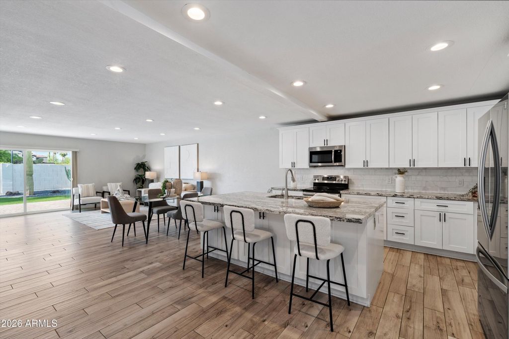 Image 10 of property listing at 8758 E VIA DE VIVA --, Scottsdale, AZ 85258
