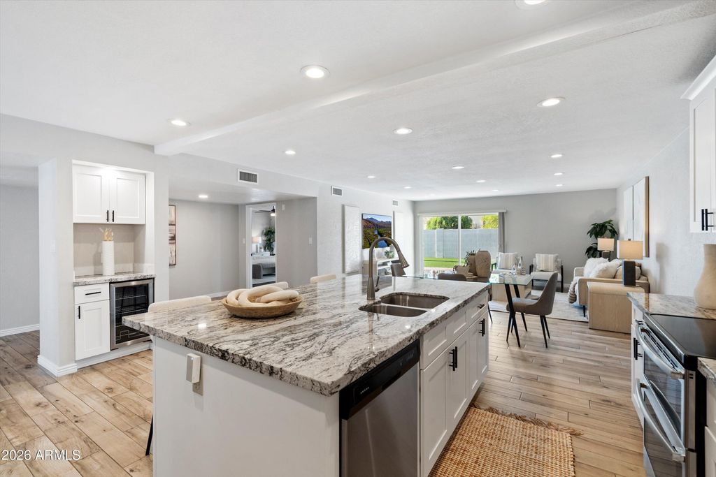 Image 14 of property listing at 8758 E VIA DE VIVA --, Scottsdale, AZ 85258