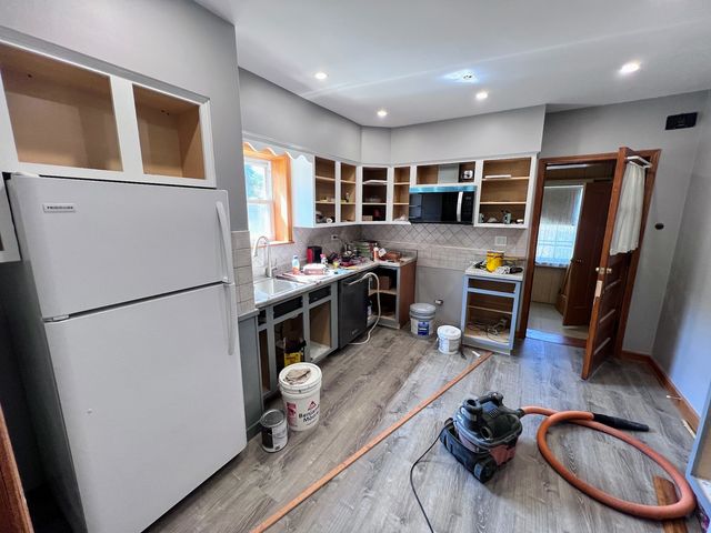 4934 N Marmora Avenue 2, Chicago, IL 60630