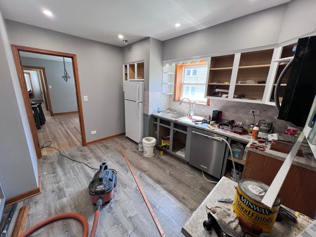 4934 N Marmora Avenue 2, Chicago, IL 60630