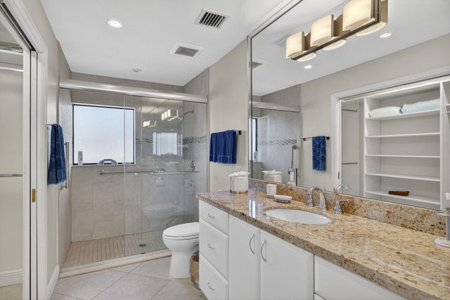 4881 Pineview Circle, Delray Beach, FL 33445