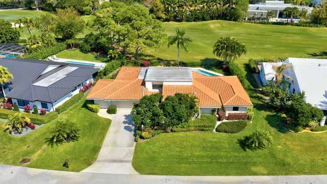 4881 Pineview Circle, Delray Beach, FL 33445