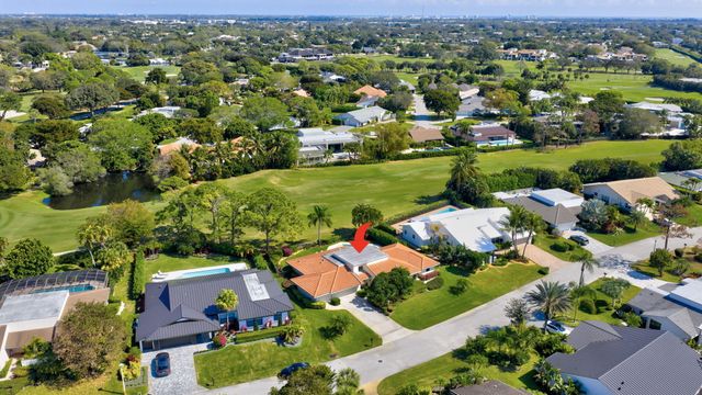 4881 Pineview Circle, Delray Beach, FL 33445