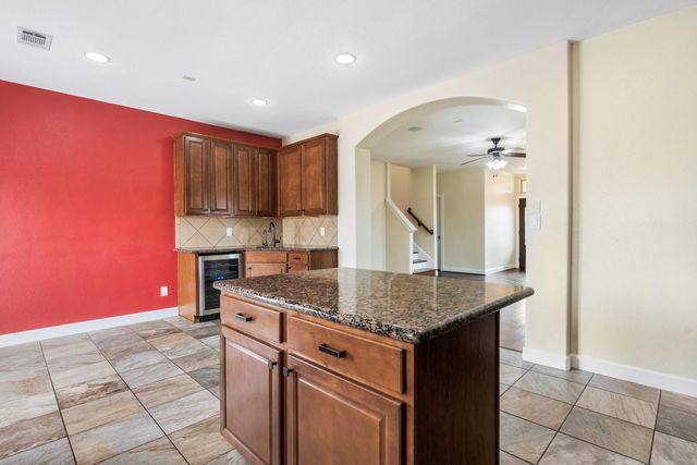 328 Country Crossing Circle, Magnolia, TX 77354