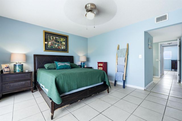 200 Waterway Drive S 309, Lantana, FL 33462