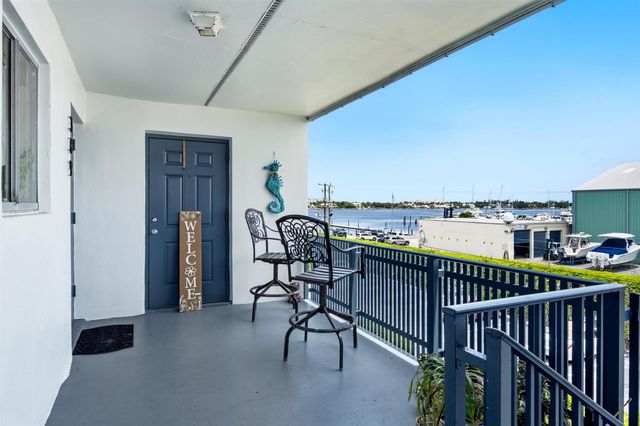 200 Waterway Drive S 309, Lantana, FL 33462