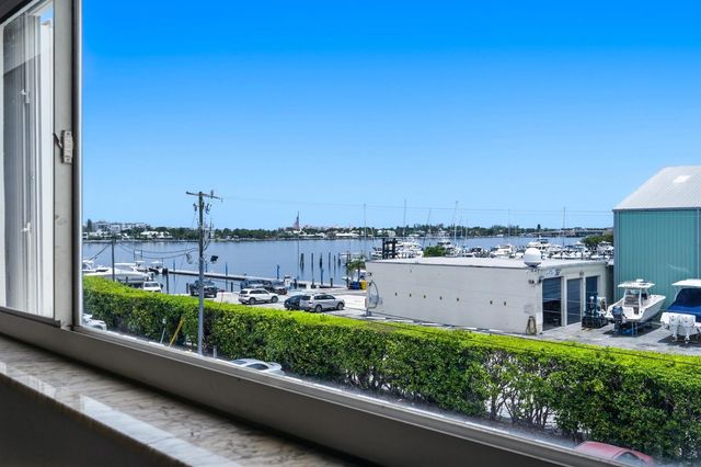 200 Waterway Drive S 309, Lantana, FL 33462