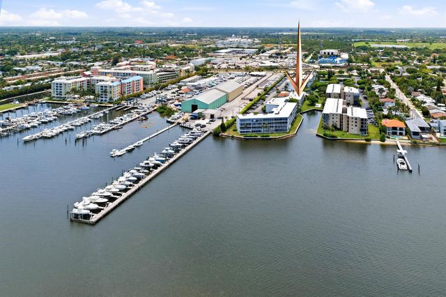 200 Waterway Drive S 309, Lantana, FL 33462