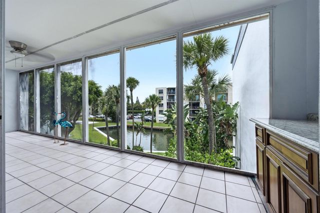 200 Waterway Drive S 309, Lantana, FL 33462