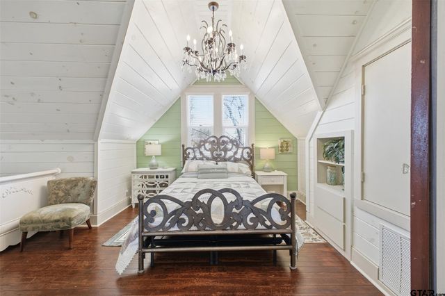 305 N Davis St., Sulphur Springs, TX 75482