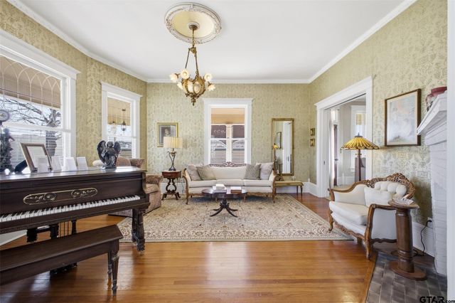 305 N Davis St., Sulphur Springs, TX 75482