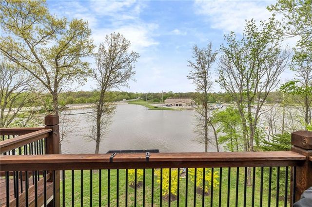 124 Teton Ridge, Lake Winnebago, MO 64034