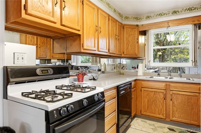 50 Farber Lane, Amherst, NY 14221