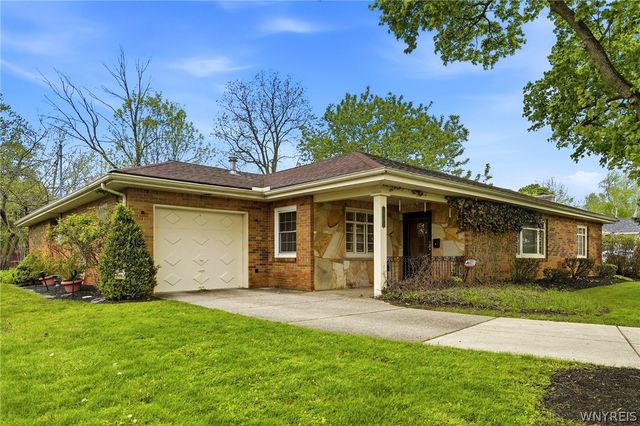 50 Farber Lane, Amherst, NY 14221