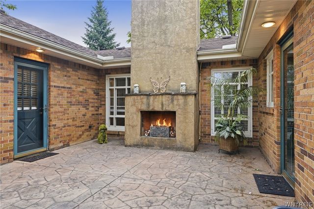 50 Farber Lane, Amherst, NY 14221