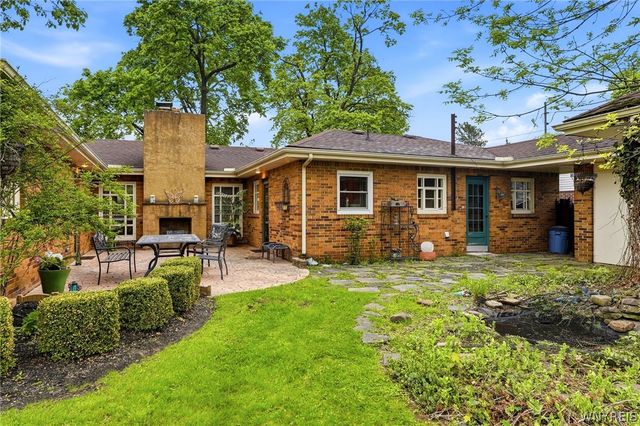 50 Farber Lane, Amherst, NY 14221