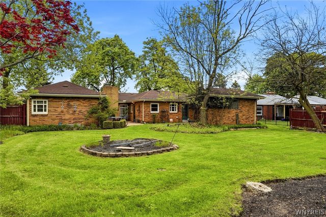 50 Farber Lane, Amherst, NY 14221