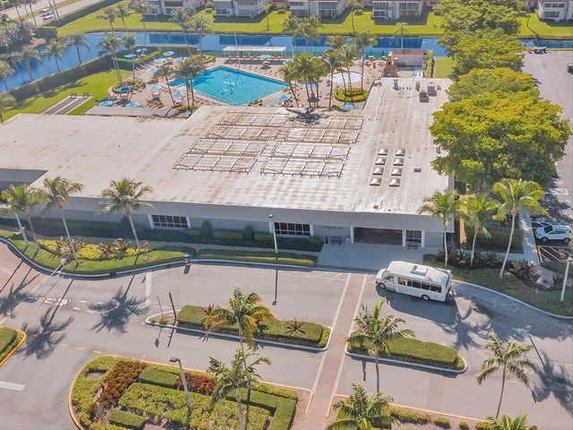 318 Burgundy G, Delray Beach, FL 33484