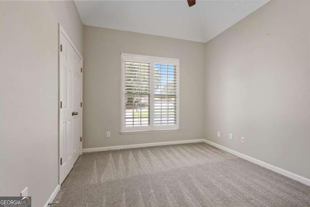 105 Peregrine Way NW, Kennesaw, GA 30144