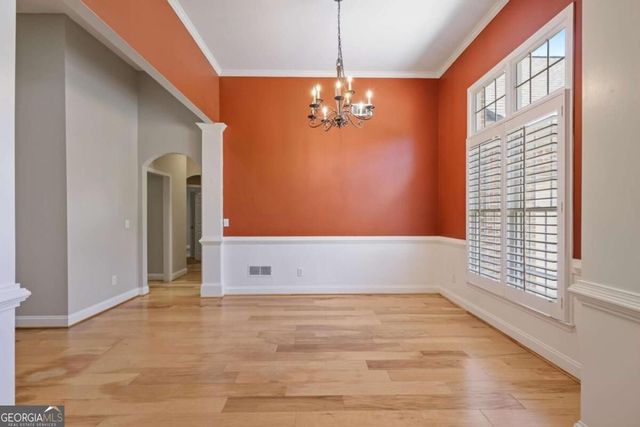 105 Peregrine Way NW, Kennesaw, GA 30144