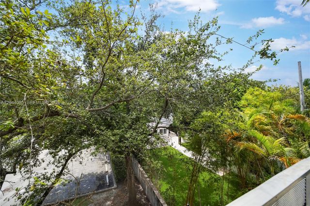 1700 Meridian Avenue 310, Miami Beach, FL 33139