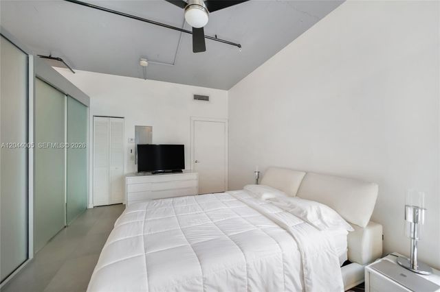 1700 Meridian Avenue 310, Miami Beach, FL 33139