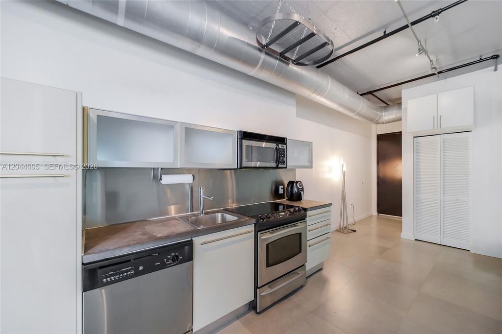 1700 Meridian Avenue 310, Miami Beach, FL 33139