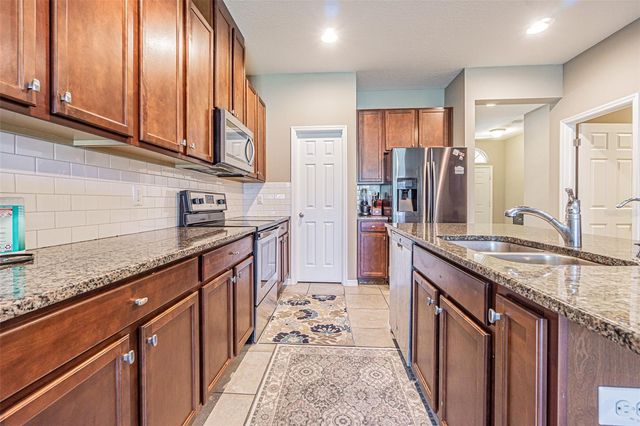 1667 NATURE VIEW DRIVE, Lutz, FL 33558