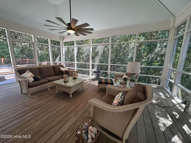 573 Coral Ridge Road, Atlantic Beach, NC 28512