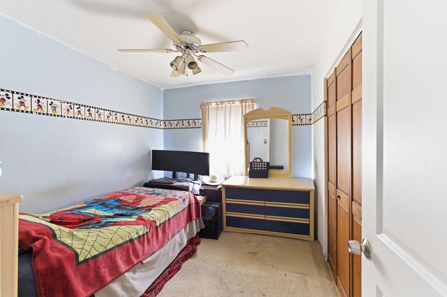 1160 Case Lane, Elgin, IL 60120