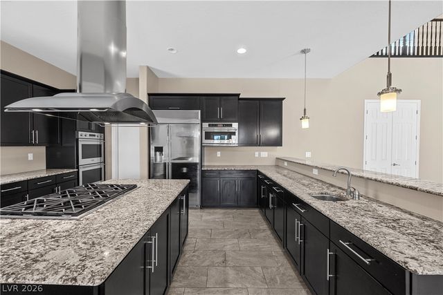 8 Tea Olive Drive, Las Vegas, NV 89141