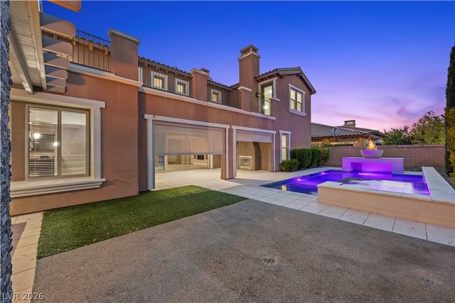 8 Tea Olive Drive, Las Vegas, NV 89141