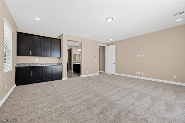 8 Tea Olive Drive, Las Vegas, NV 89141