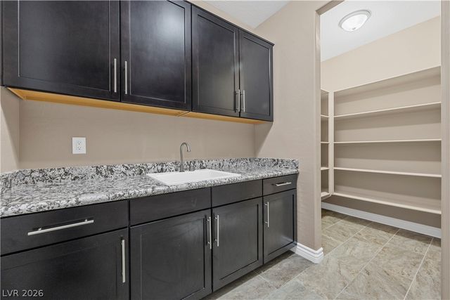 8 Tea Olive Drive, Las Vegas, NV 89141