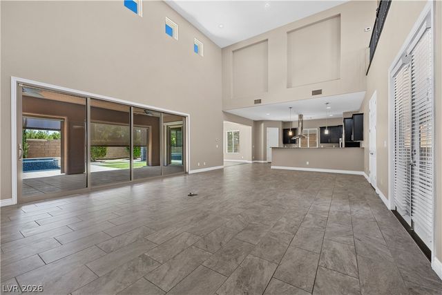 8 Tea Olive Drive, Las Vegas, NV 89141