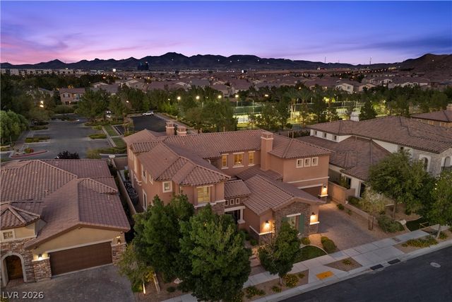 8 Tea Olive Drive, Las Vegas, NV 89141