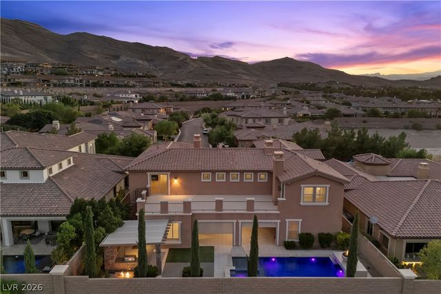 8 Tea Olive Drive, Las Vegas, NV 89141