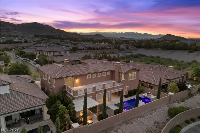 8 Tea Olive Drive, Las Vegas, NV 89141