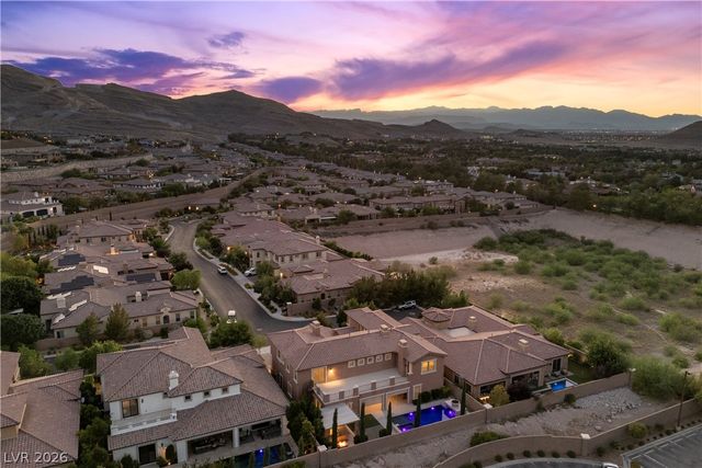 8 Tea Olive Drive, Las Vegas, NV 89141