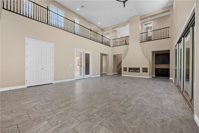 8 Tea Olive Drive, Las Vegas, NV 89141