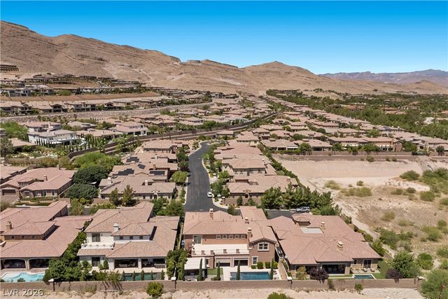 8 Tea Olive Drive, Las Vegas, NV 89141