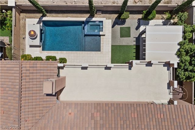 8 Tea Olive Drive, Las Vegas, NV 89141