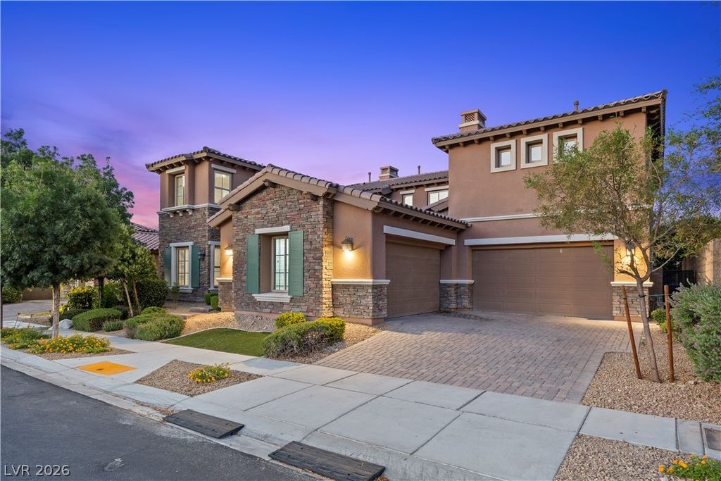 8 Tea Olive Drive, Las Vegas, NV 89141