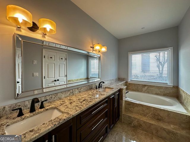 3255 Park Chase, Alpharetta, GA 30022